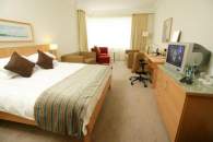 Hilton Hotel Dublin Airport bedroom