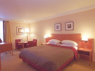 Crowne Plaza Hotel Heathrow Bedroom